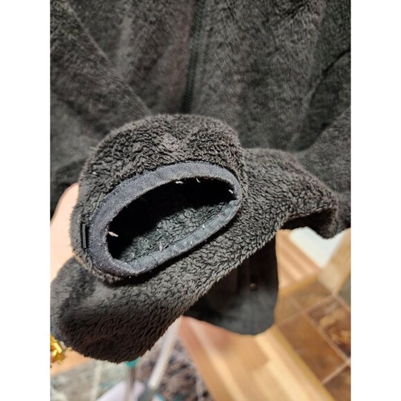 The North Face Women's Black Osito Jacket - Medium - Picture 6 of 10